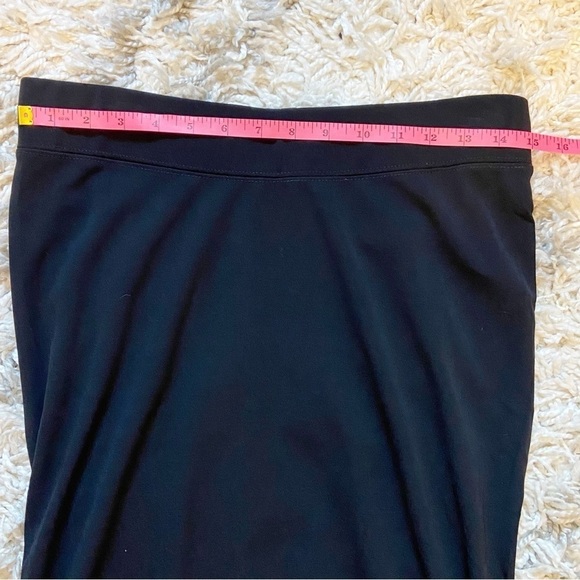 A pea in the pod | Maternity Black Slit Back Stretch Maxi Skirt Size Small - Picture 6 of 7